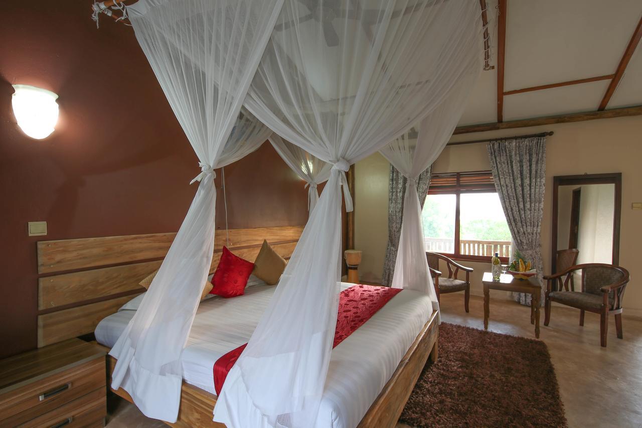 Pakuba Safari Lodge Nwoya Extérieur photo